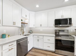 Clayton Terrace, Whitefish Bay, WI 53217