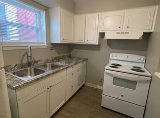 615 W Prairie Ave APT 2, Decatur, IL 62522