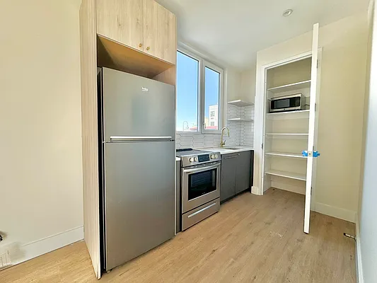 Rented by Doorway NYC, LLC | media 26