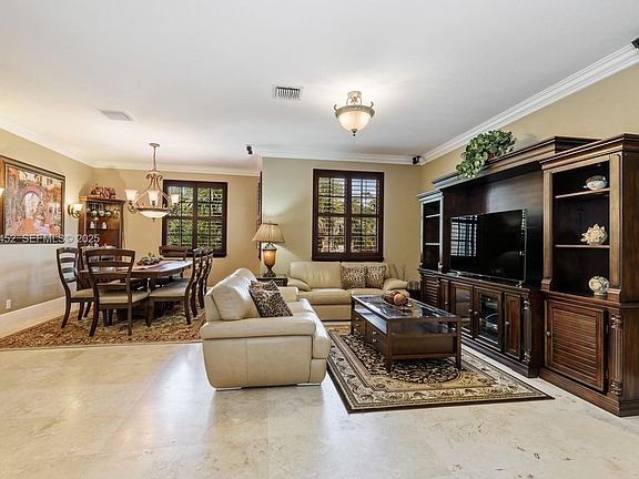 4th image of 2782 Kinsington Cir #25-4