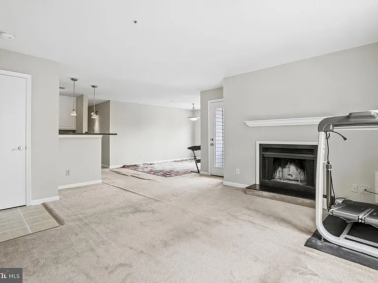 3178 Summit Square Dr #3-D2 — Photo 5