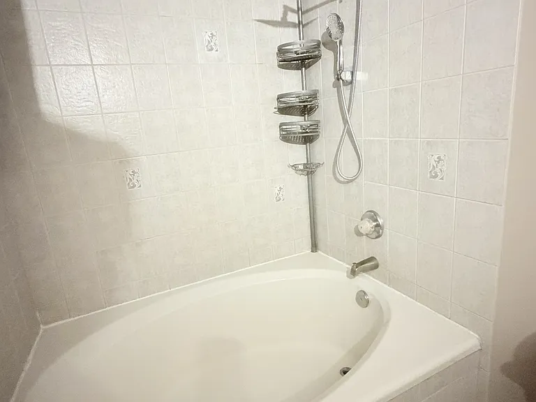 515 Riverside Dr W #703 — Photo 14
