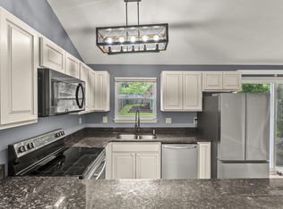 3320 Tahoe Rd, Lexington, KY 40515