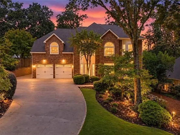 2614 Chadwick Rd, Marietta, GA 30066