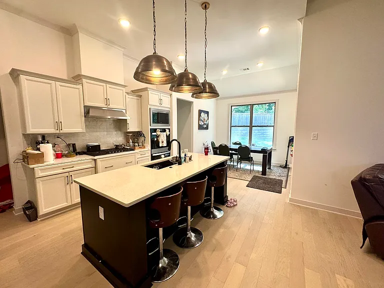 595 Mount Laurel Dr — Photo 5