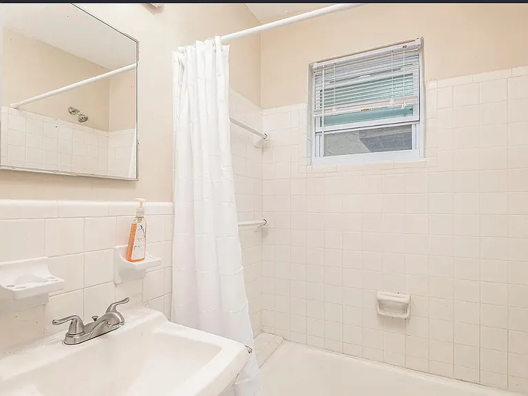 735 Delaware Ave #A — Photo 8