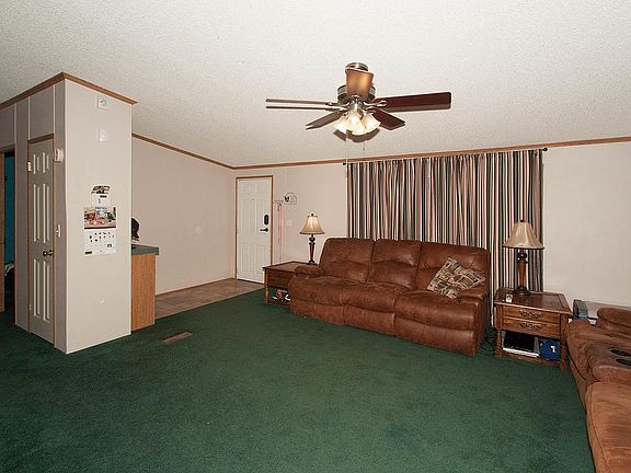 5th image of 931 W 140th Pl