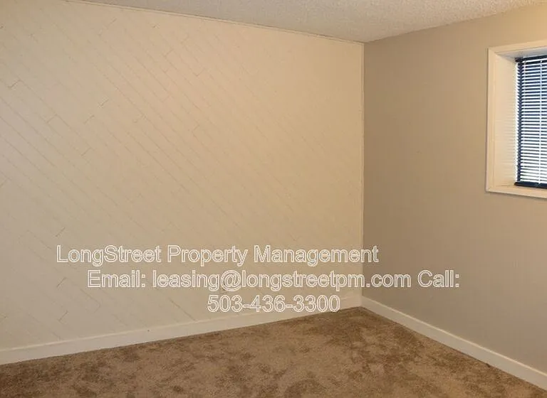 1692 SW Reed Pl — Photo 18