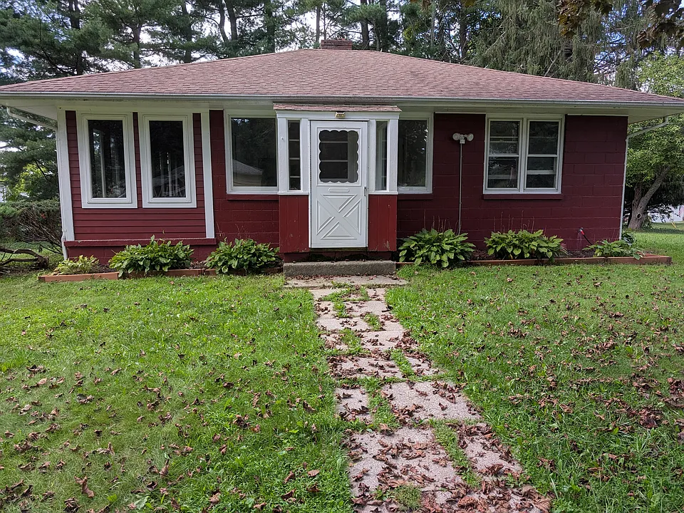 7 Bishop Dr