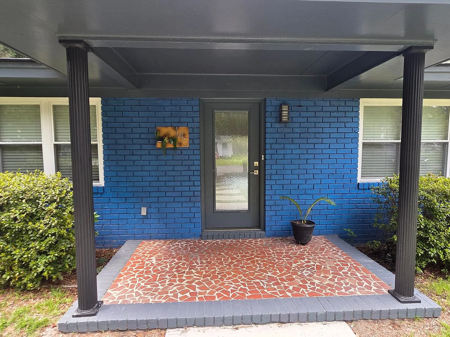 Established Neighborhood in the City Limits of Rincon! — Photo 3