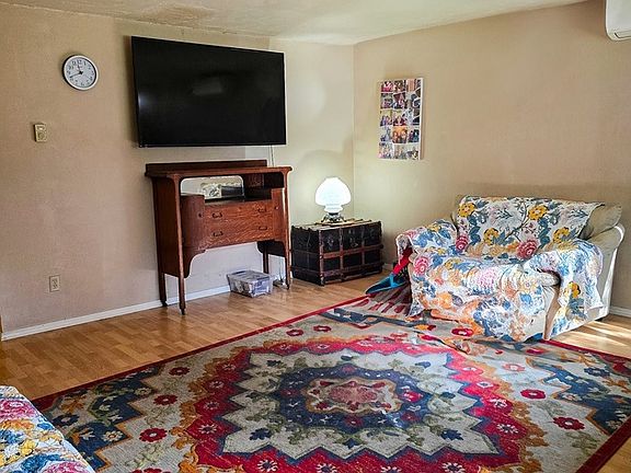 4th image of 21406 Birch Place