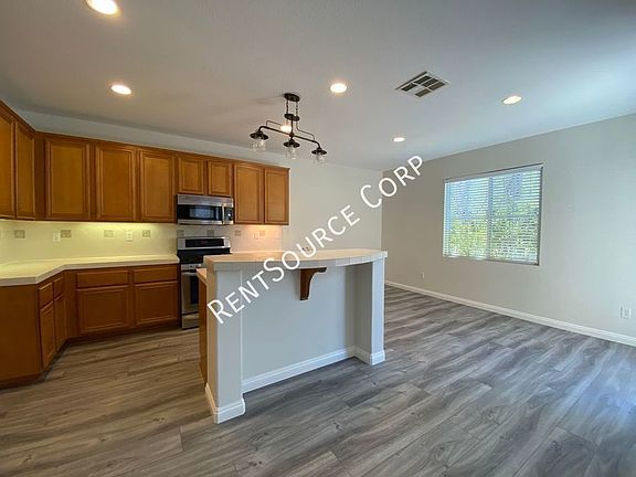4th image of 24106 Joshua Dr