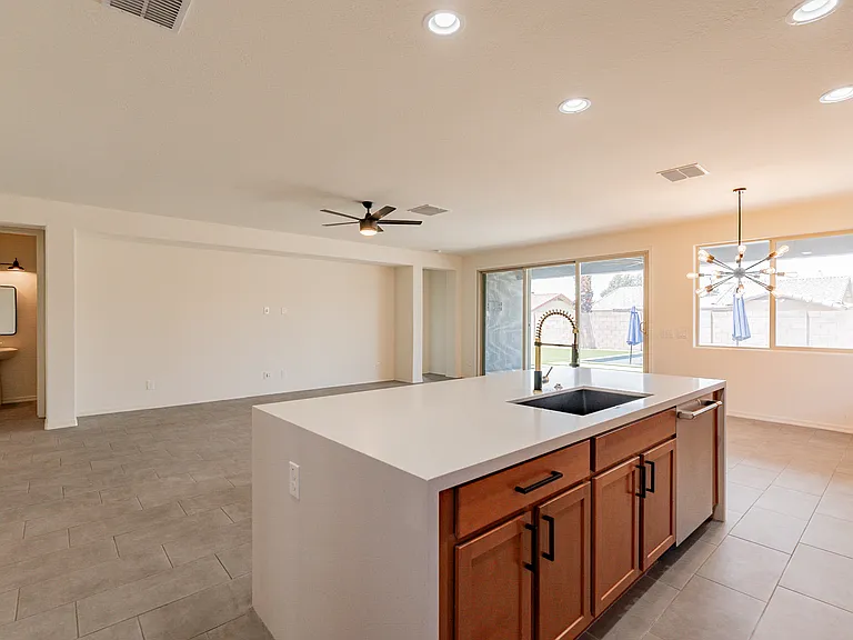 8014 W Orange Dr — Photo 15
