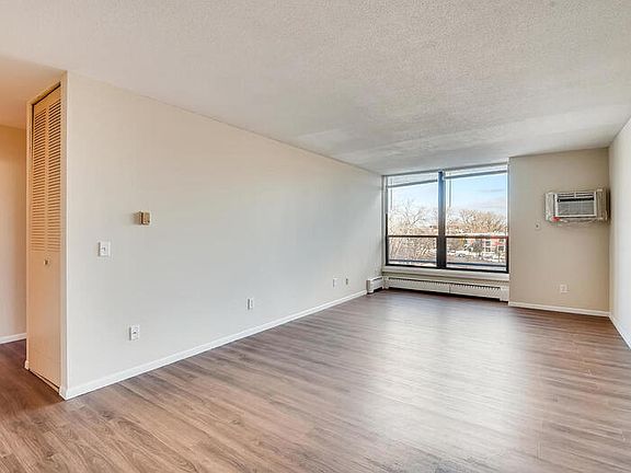 3rd image of 4530 Park Commons Dr APT 212