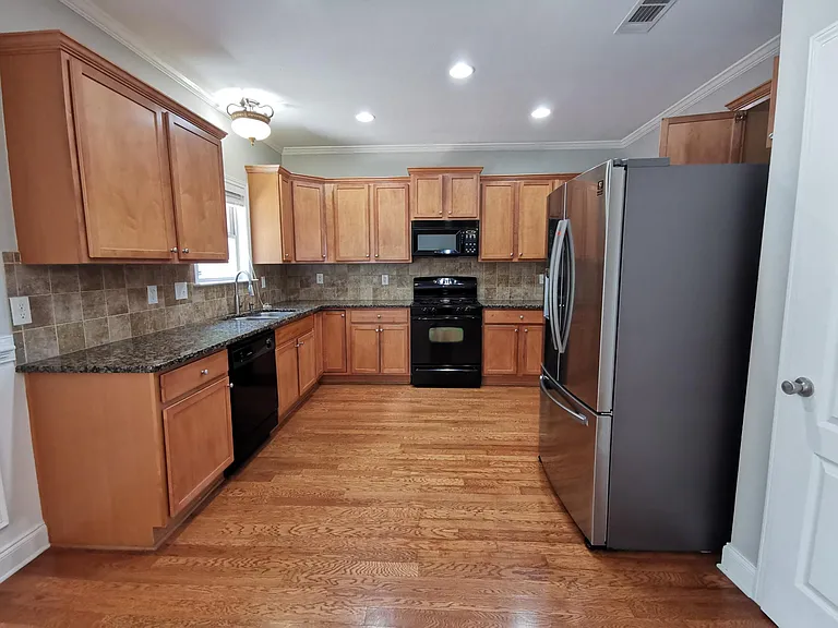 230 Kubol Dr — Photo 13
