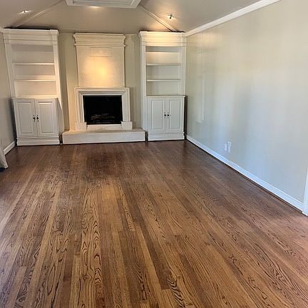 Living room with gas fireplace