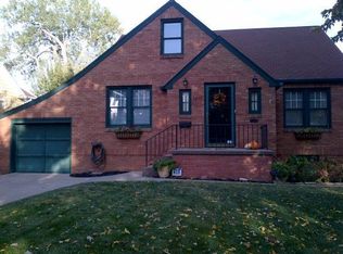 1411 S 52nd St, Omaha, NE 68106