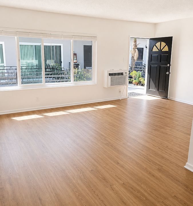 1st image of 325 N Howard St APT 18