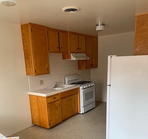 Apt L, 700 33rd St, Bakersfield, CA 93301