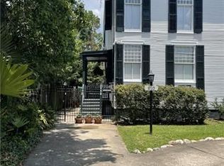 910 Burdette St, New Orleans, LA 70118