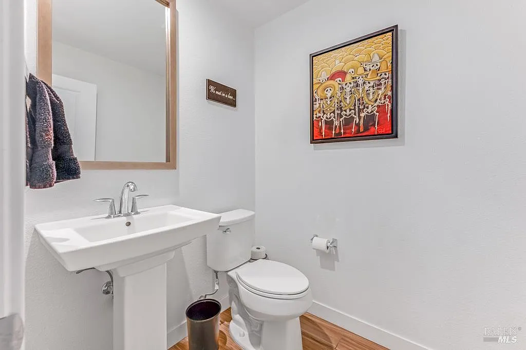 218 Johnson Street - Photo 11
