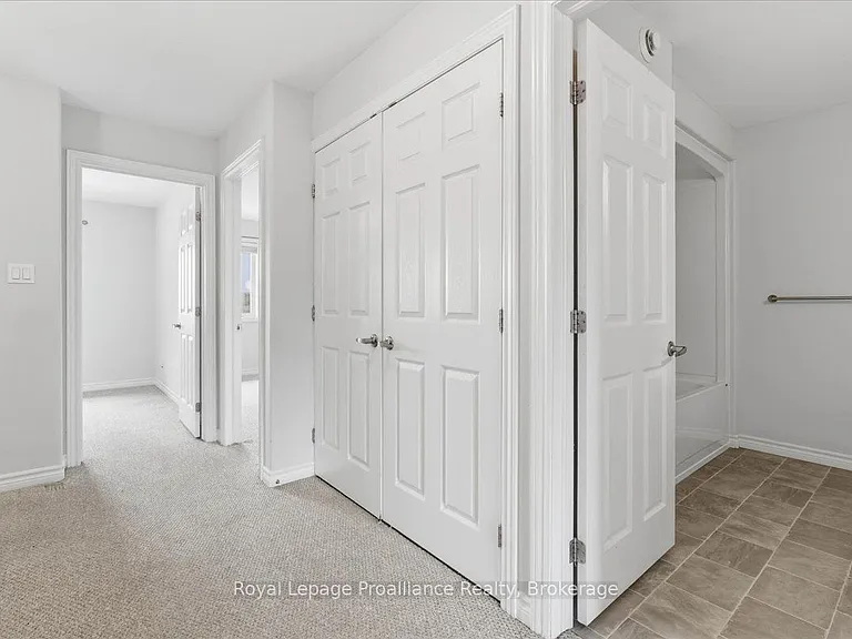 16 Ledgerock Ct — Photo 26