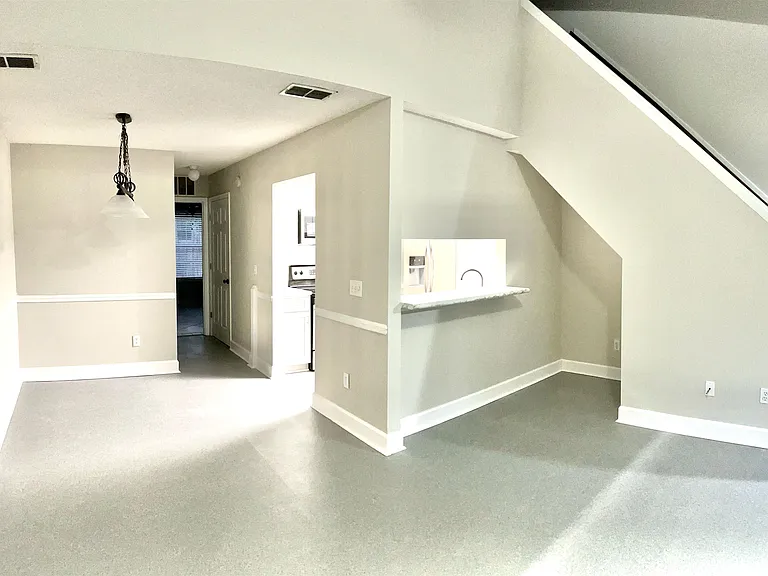 2946 Capital Park Dr — Photo 3