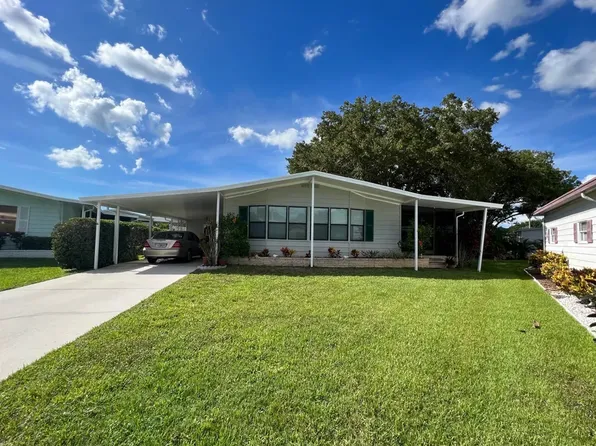 5614 Scarborough Ln, Sarasota, FL 34241