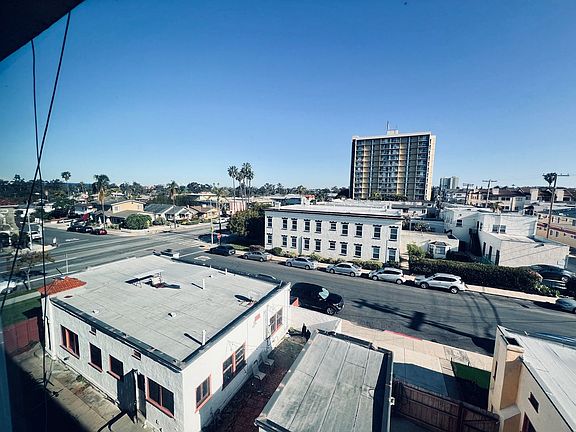 3rd image of 3431 Park Blvd APT 404