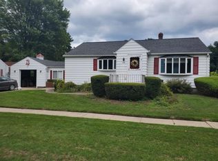 117 Davis St, Croswell, MI 48422