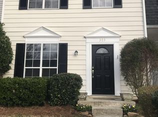 303 Wedgewood Way, Sandy Springs, GA 30350