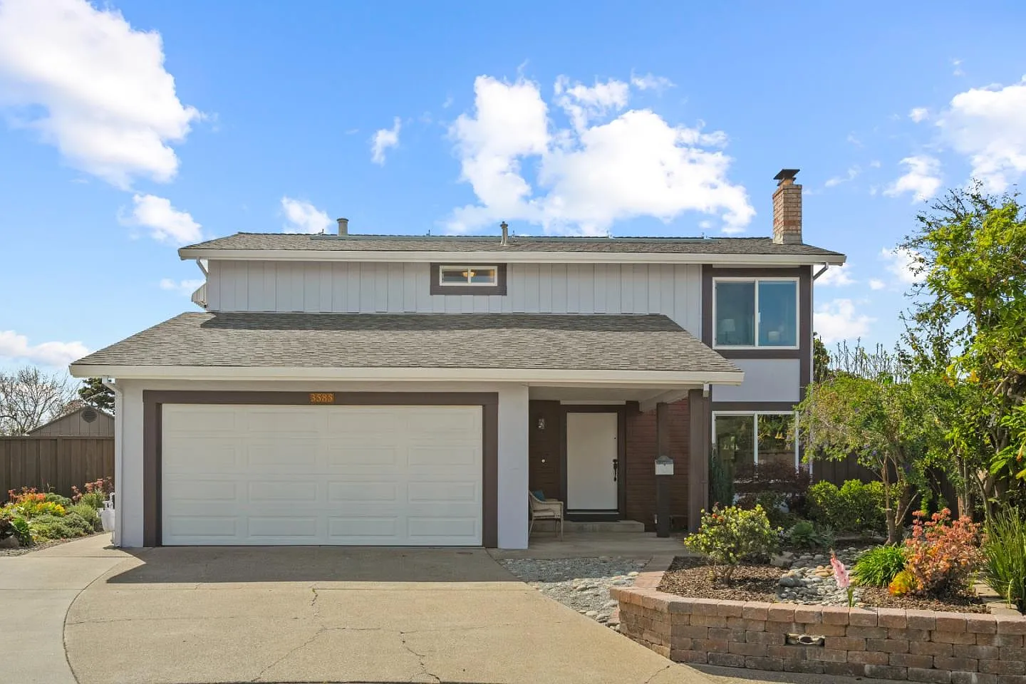 3585 Surry Pl photo 1