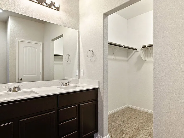 956 Dubina Ave — Photo 12