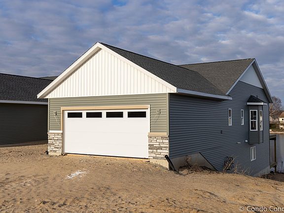 4th image of 6624 Shoreside Ct SE
