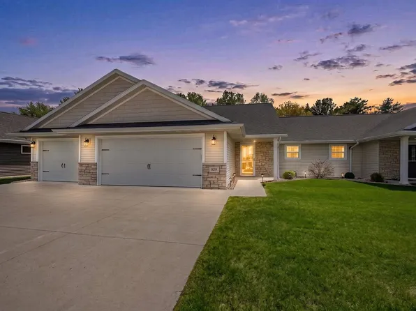 829 Sharon Ln, Pulaski, WI 54162