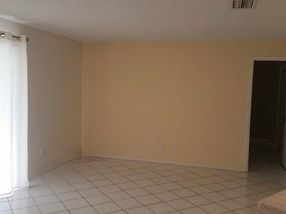 4th image of 203 Meadow Hills Dr