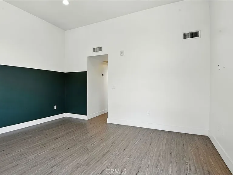4461 Tujunga Ave #101 — Photo 24