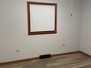 42W155 Burlington Rd, Elgin, IL 60124