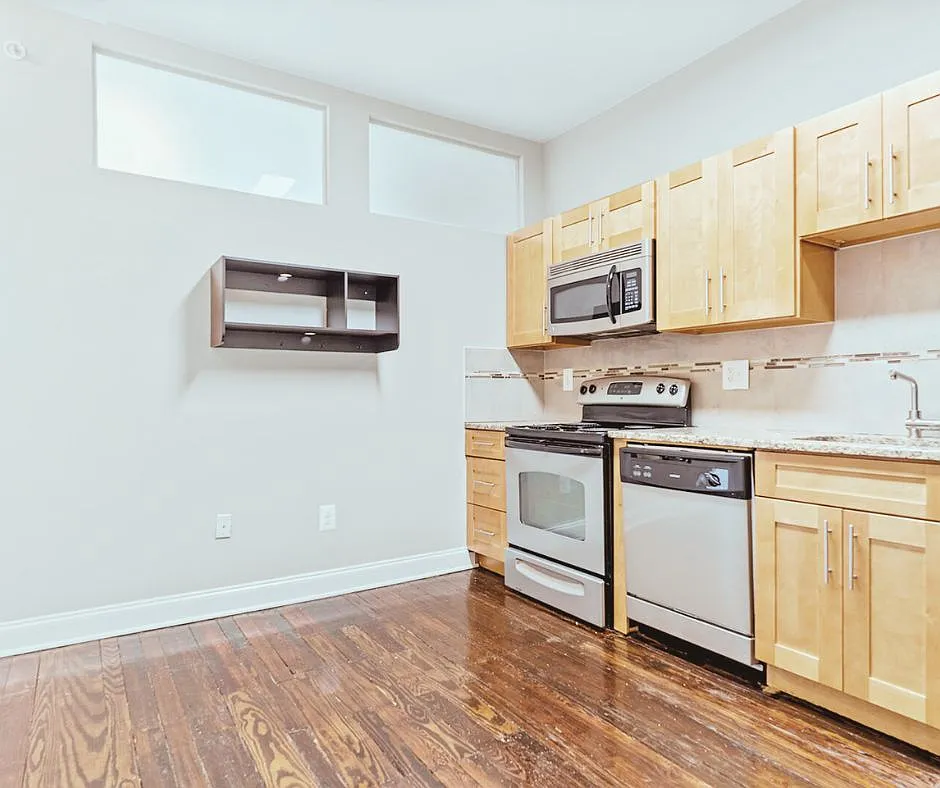 2 bed, $1,595 — Photo 4