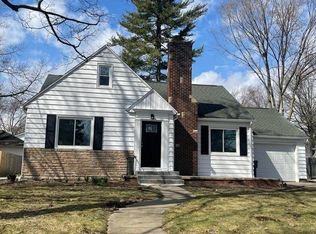 408 N Hartman St, Nappanee, IN 46550