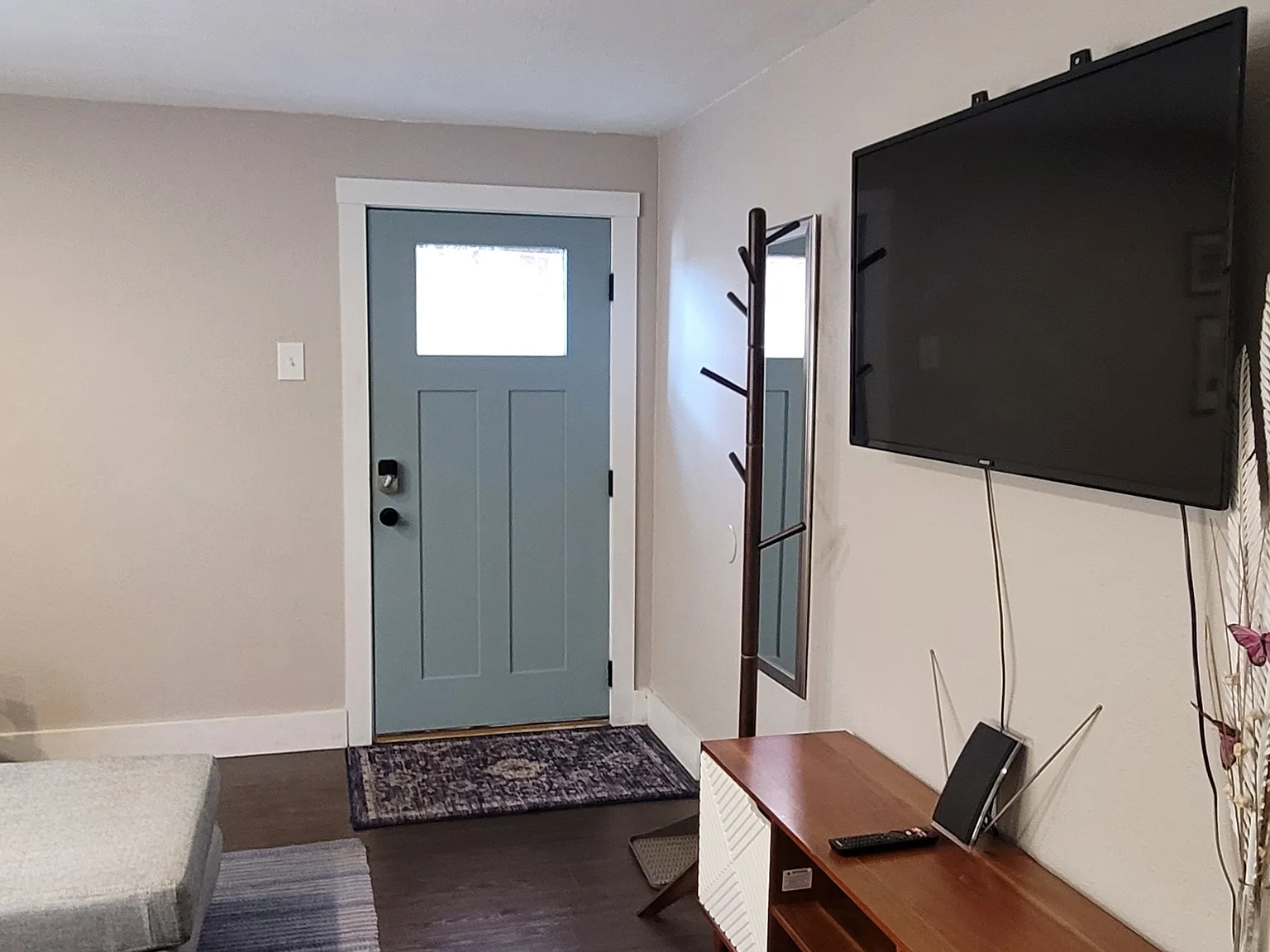 1 bed, 820 sqft, $1,550 — Photo 4
