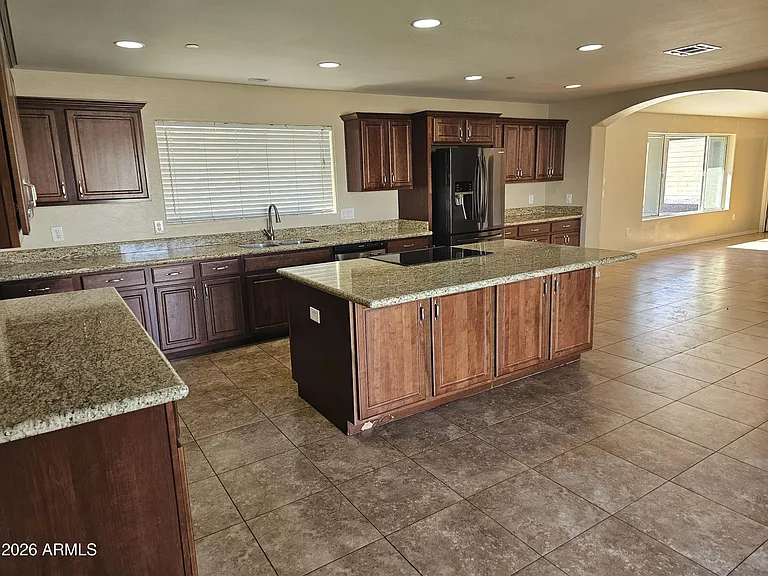 3711 N Kachina Ln — Photo 3