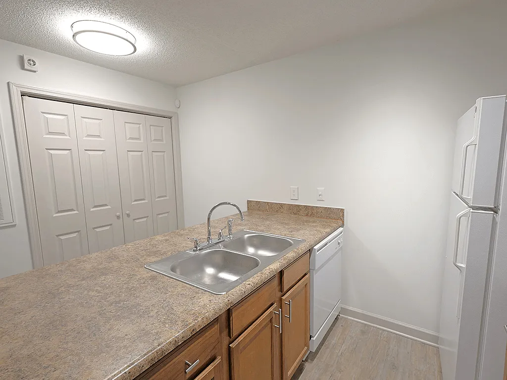 The Park Apartment Homes — Photo 2