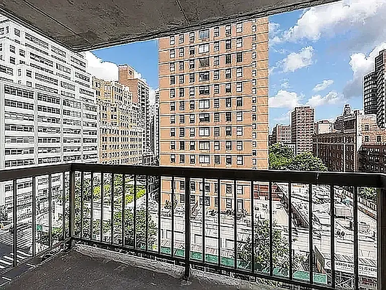 184 Lexington Ave #16D — Photo 9