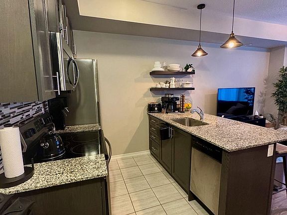 4th image of 30 Fieldway Rd Unit 92