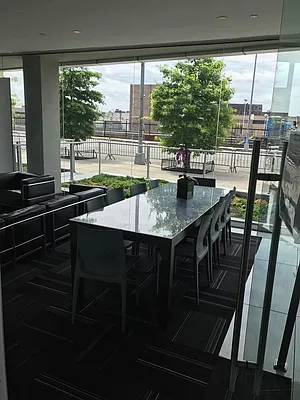 Sold by SunAmerica Realty Group Inc (DO NOT USE) | media 6