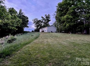 191 Posey Griffin Dr, Mars Hill, NC 28754