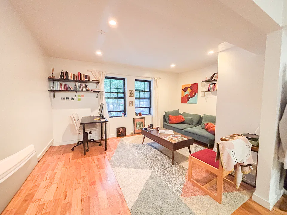 767 Washington Ave #2
