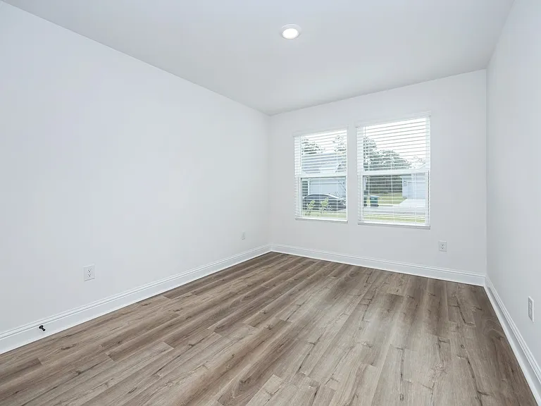 3711 Olivia Dr — Photo 48