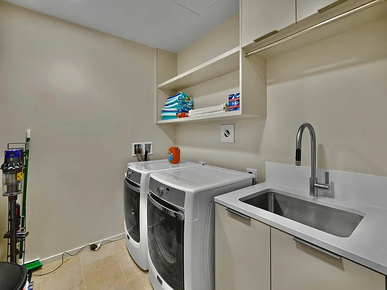1388 Ala Moana Blvd #3300 — Photo 23